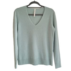 The Group Babaton Aritzia Seafoam Green Luxe Cashmere V Neck Sweater Size S
